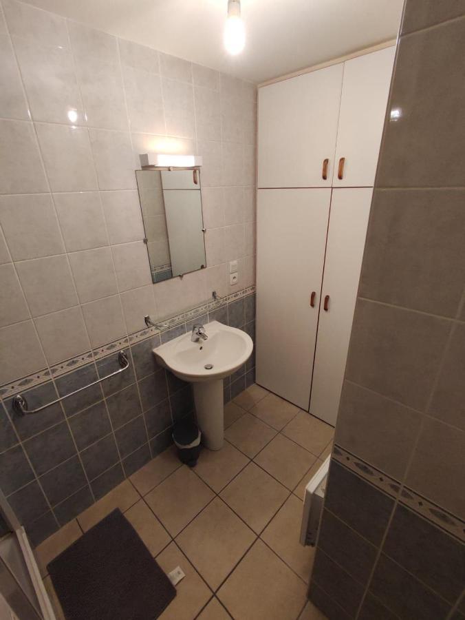 Studio 2 Personnes En Centre Ville Saint-Pierre-de-Plesguen Bagian luar foto